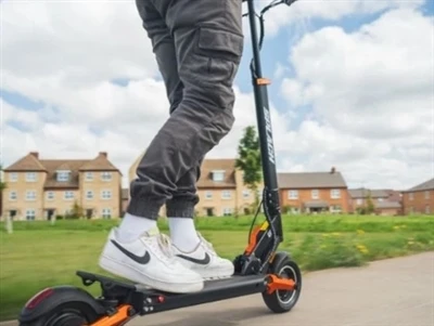 Ki jan ou ka ranje yon batri scooter ki pa pral chaje